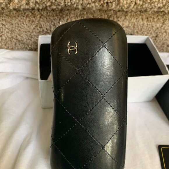 Chanel Black Clamshell Sunglasses Case With Storage Box. - Picture 10 of 12